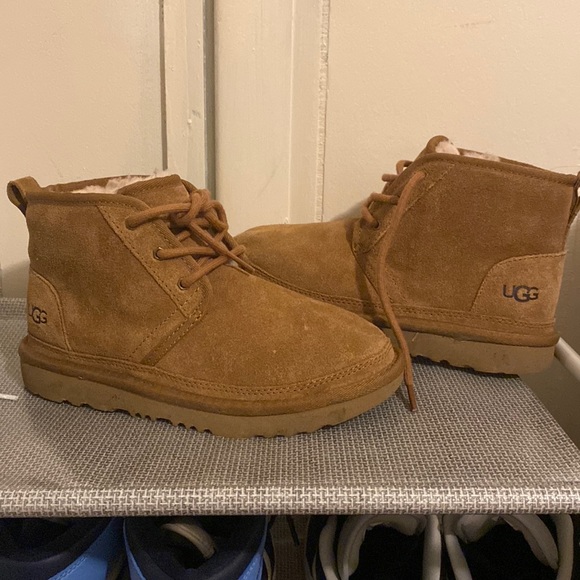 uggs - Picture 1 of 3